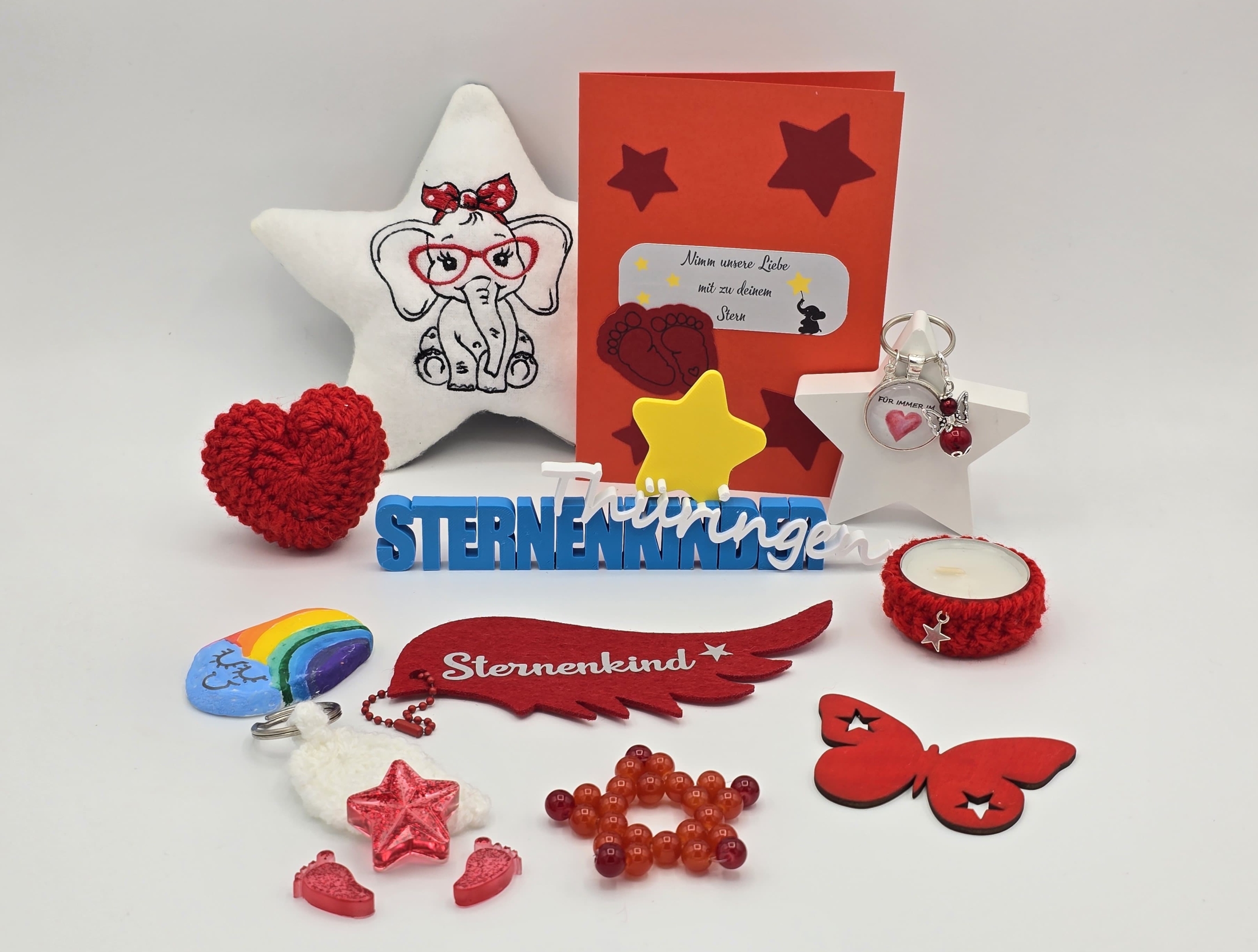 Liebevoll zusammengestellte Erinnerungsstücke aus einer Sternenkinder-Trostbox
